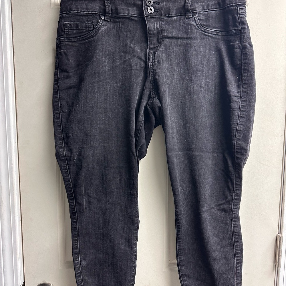 Torrid Black Ankle Jeans